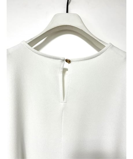 CHIGNON　シニヨン　ｼﾞｮｰｾﾞｯﾄｷﾘｶｴTOPS 8244-107