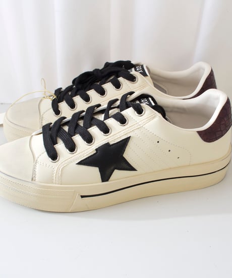 レディース　スーパースタースニーカー シューズ Women's Super-Star Classic Low Top Sneakers White Antique  即日発送