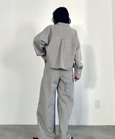 FOSI. フォーシ ポケットデザインクロップドシャツ　F1205 2026NEWARIIVAL