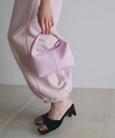 anuke アンヌーク　Squaretoe Velour Mule　62611027