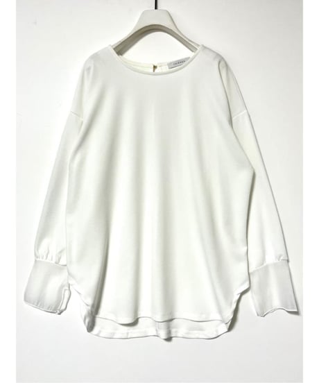 CHIGNON　シニヨン　ｼﾞｮｰｾﾞｯﾄｷﾘｶｴTOPS 8244-107