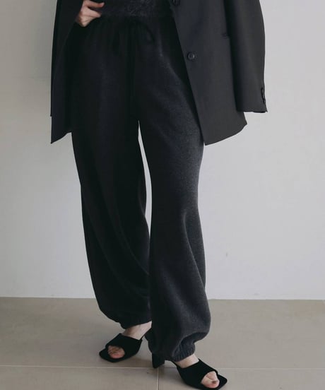 anuke アンヌーク　Squaretoe Velour Mule　62611027