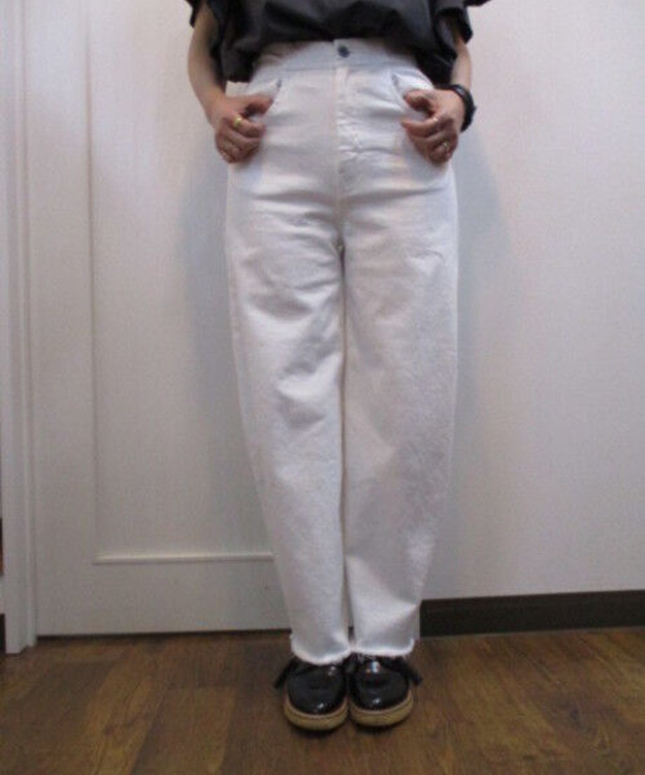 651a956a9fb10203e3805a68