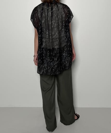 CHIGNON　シニヨン　シアープリントフレンチシャツ　1643-490KK