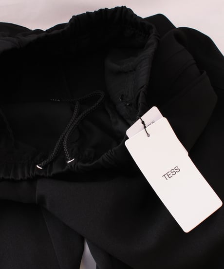 TESS　テス　すそ幅ドロスト紐付きパンツ141072　2026NEWARIIVAL
