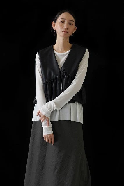 CYAN TOKYO シアン トウキョウ ヴィーガンレザーバルーンギャザー