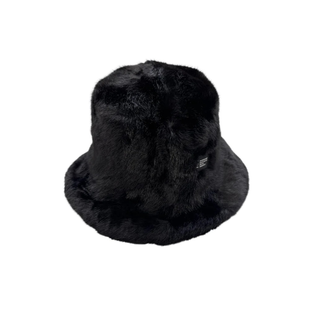A BATHING APE 黒ファーハット A BATHING APE 黒ファーハット A BATHING APE® One Point バケット