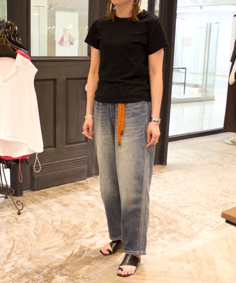 ウェスト伸びまくりデニムパンツ