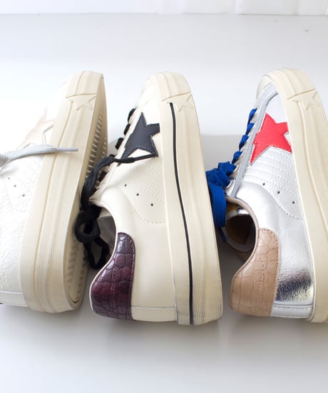 予約　Golden leather sneakers ゴールデン　レザー　スニーカー　サイズ交換可能です。