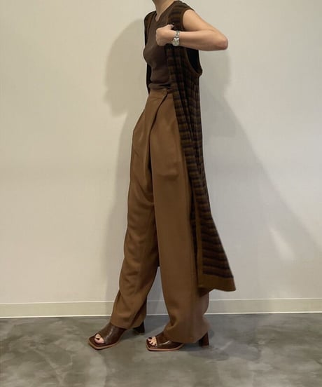 AgAwd(アガウド) 　Heel Sandal〈2201-940086〉