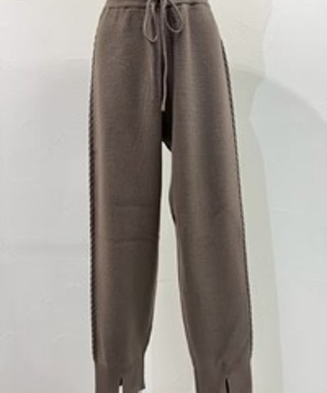 CYAN TOKYO　シアン トウキョウ　 ケーブルラインニットジョガー 507392