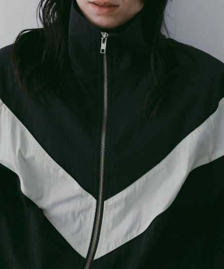 anuke アンヌーク　Nylon Track Blouzon 62610202