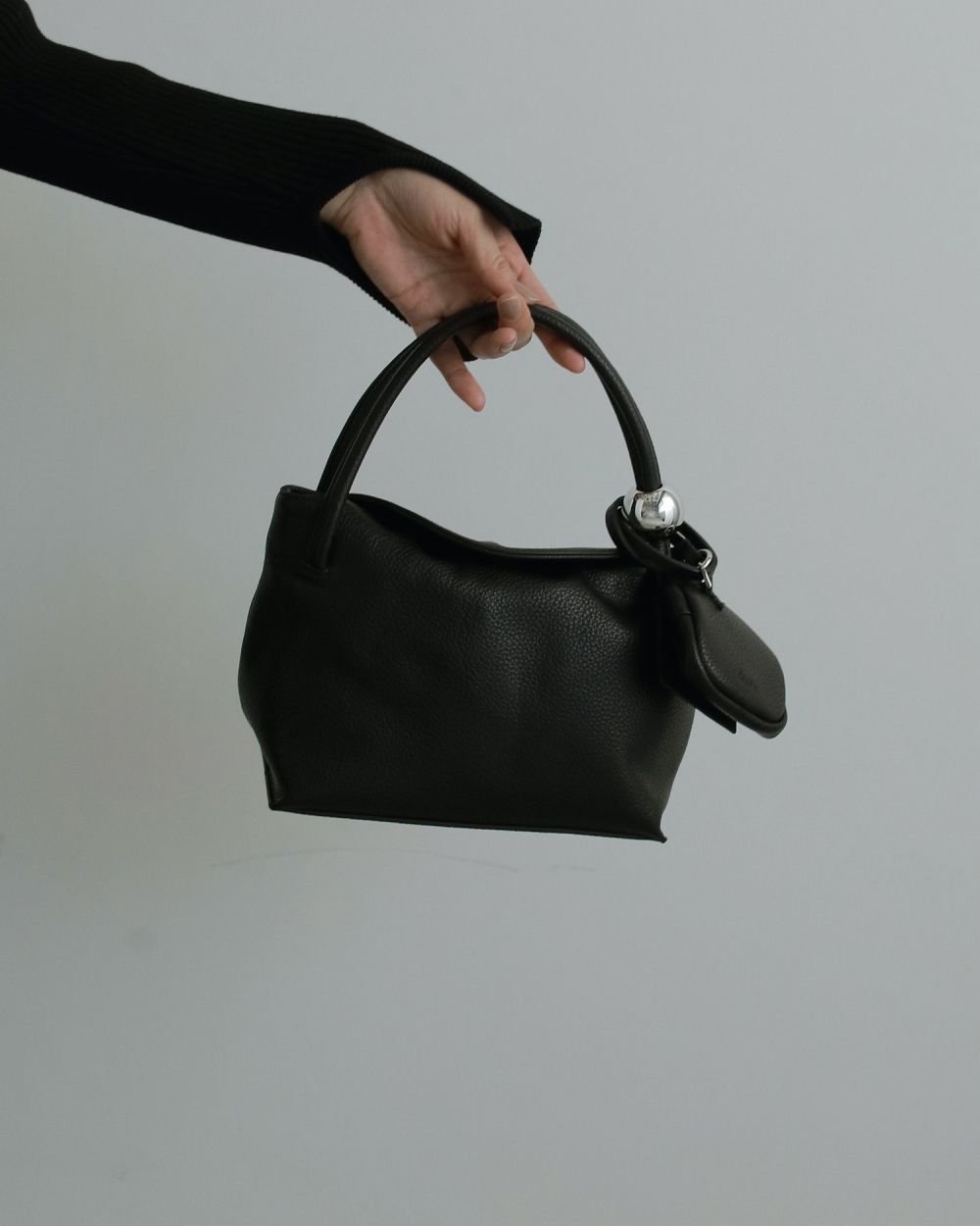 anuke アンヌーク Volume Ball Bag 62521032 本州送料無料！ |