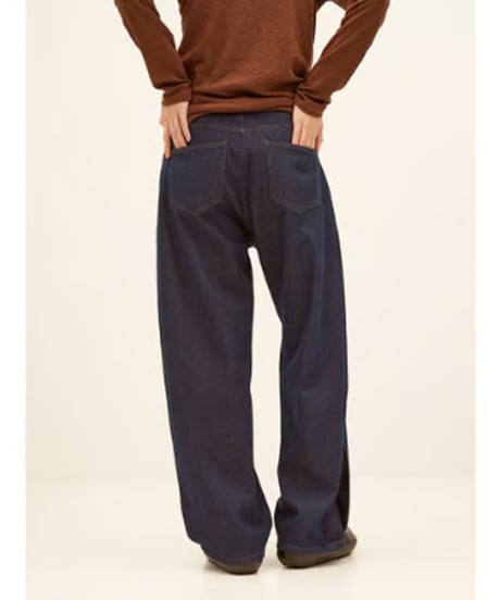 YENN　イエン　SIDE PLEATED DENIM