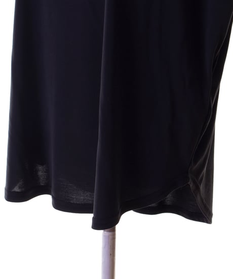 ROSIEE　ソフトな風合いフロッキープリントTシャツ R733207