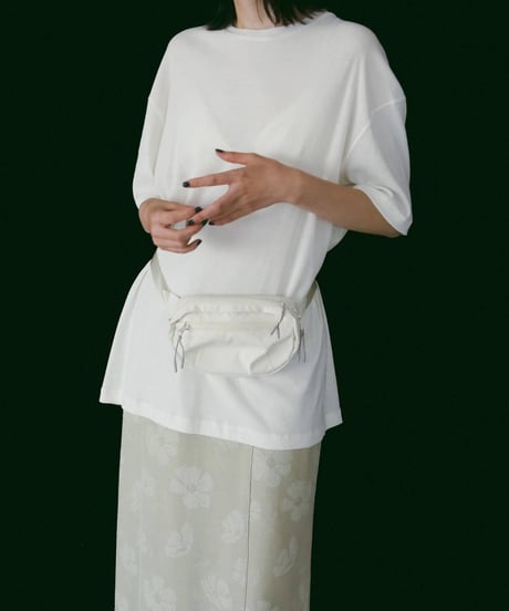 anuke アンヌーク　Sheer Over T-Shirts　62610625