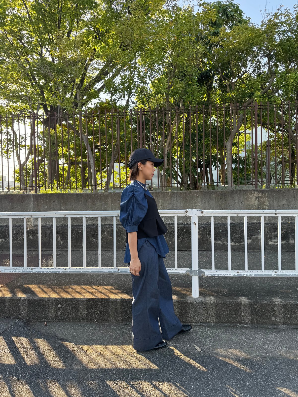 TRANOI. トラノイ デニムタックパンツ 231J520 | Deargo