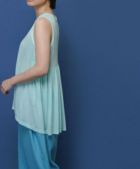 CYAN TOKYO　シアン トウキョウ　シアー天竺バックギャザータンク 601458 2026NEWARIIVAL