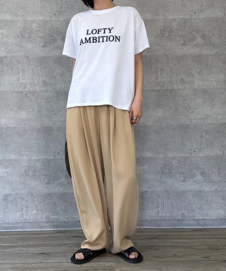 Anna Kerry　アンナケリー ホットフィックスロゴTシャツ（NO.85261926）