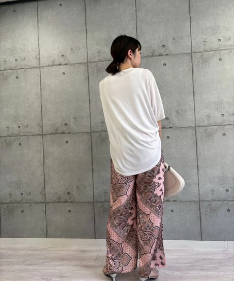 ROSIEE　ロージー ソフトな風合いフロッキープリントTシャツ R810317