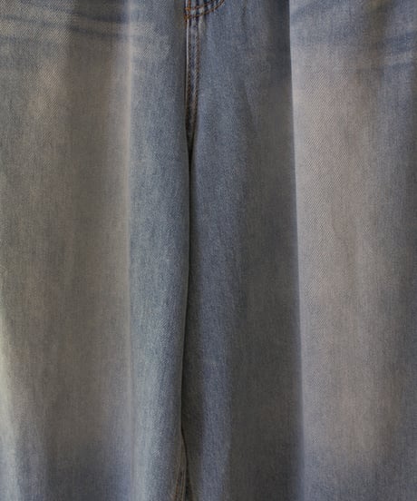 TRANOI.　トラノイ　カーブデニムパンツ　223R529　2025新作