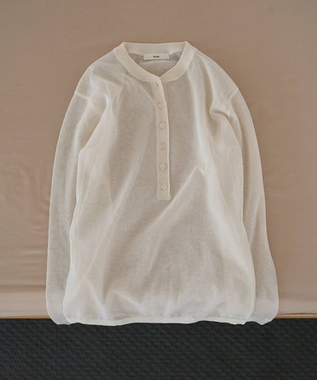 anuke アンヌーク　Sheer Henley Knit　62610514