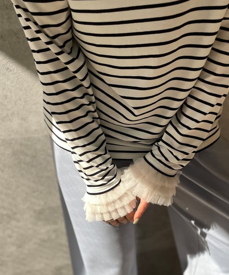 Anna Kerry　アンナケリー ボーダーフリルカフトップス 56261917