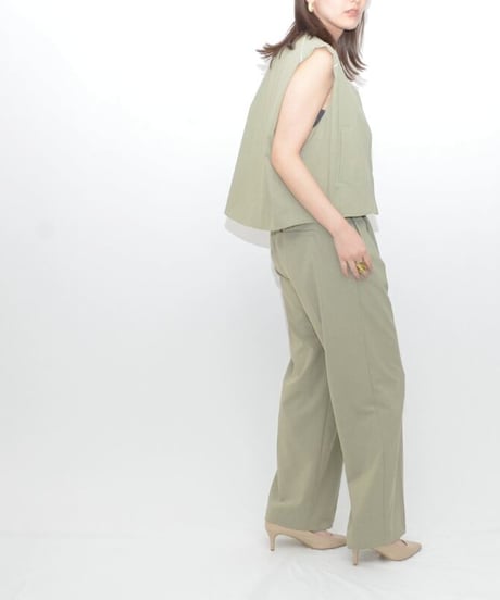 Praia　プライア　 麻調合繊ジップアップベスト　LEO-2431