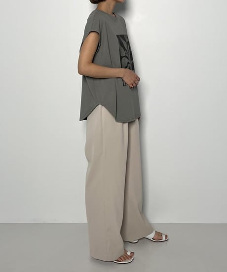 CHIGNON　シニヨン　ｱｰﾄﾌﾟﾘﾝﾄﾌﾚﾝﾁTee　8743-627KO