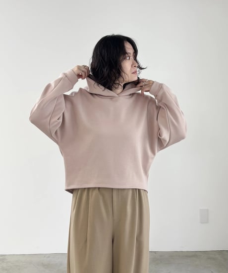 お値下げ♡超美品♡BETOUPE CHESSWOOLフーディー CATEGORY TOPS / KNIT | Deargo