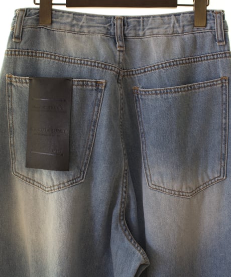 TRANOI.　トラノイ　カーブデニムパンツ　223R529　2025新作