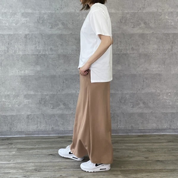 Anna Kerry　フレアースカート　ベージュ Anna Kerry フレアースカート ベージュ 2019晩夏初秋》人気の