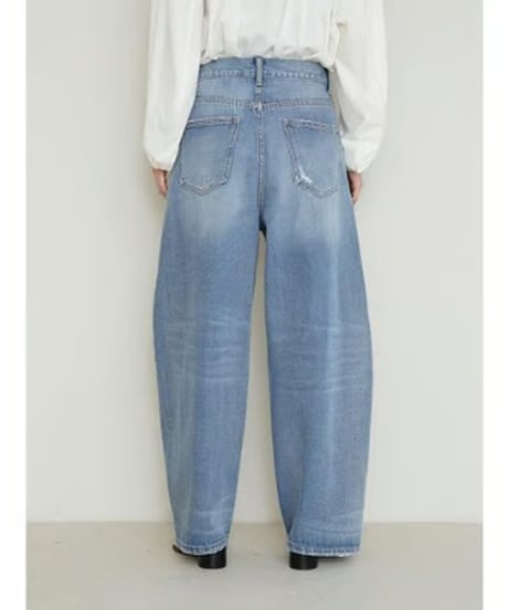YENN　イエン　CURVED SEAM DENIM PT