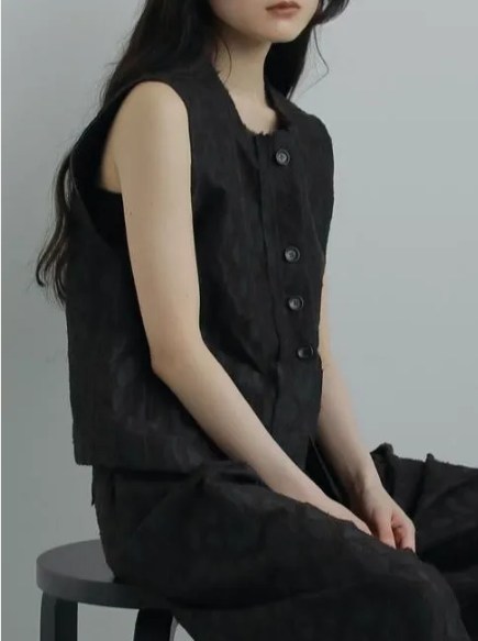 SALE ANUKE (アンヌーク）Eco Fur Vest 当日発送 62420102 エコファー