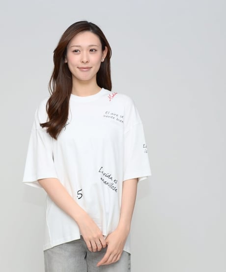 Praia　プライア 【360度こなれる】 マルチグラフィック・フレアTシャツ - LEO-2674 (2026NEWARIIVAL)