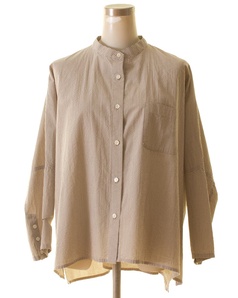 cafune カフネ
Vネックオーバーサイズデニムジャケット Cafuné カフネ - Stance Bag - Black