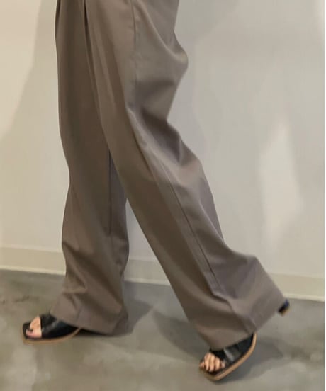 AgAwd(アガウド) 　Heel Sandal〈2201-940086〉