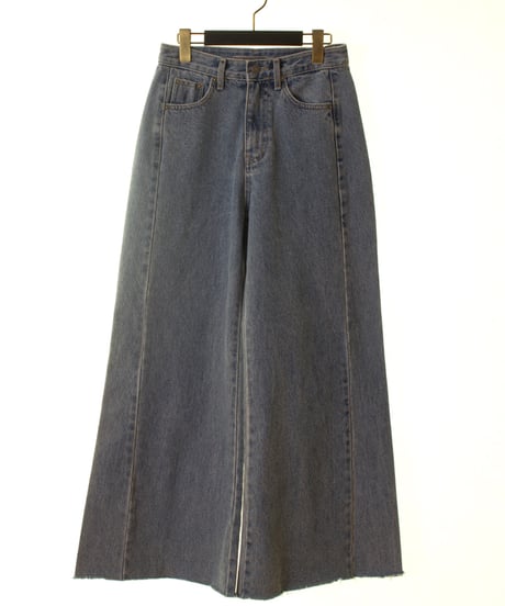 TRANOI.　トラノイ スーパーワイドデニムパンツ231R503