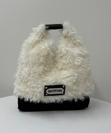 RISLEY　リズレー Triangle fur bag（1740979）【R2503-TFB39】