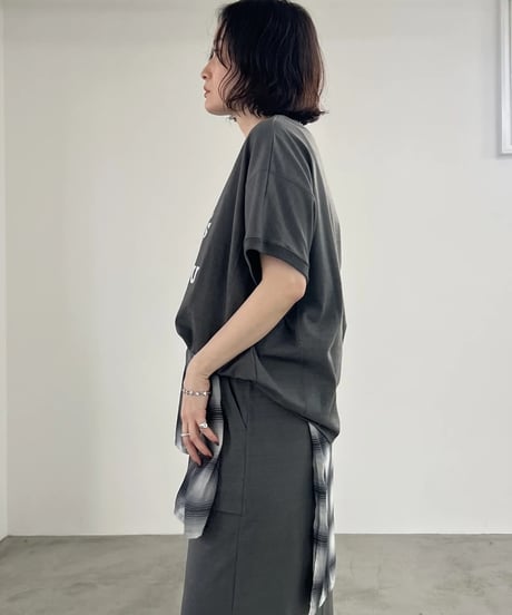 minkchair　ミンクチェアー　FOSI. フォーシ 2WAYロゴプリントTシャツ　F3310 (2026NEWARIIVAL)