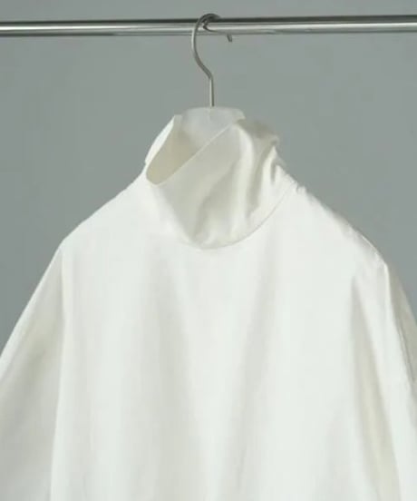 anuke アンヌーク Highneck Over Blouse Highneck Over Blouse 62520425