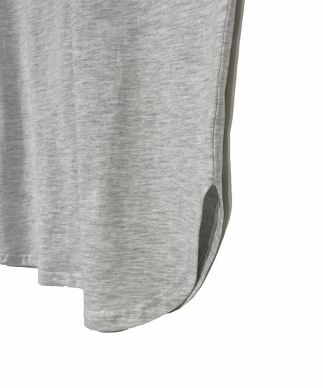 CHIGNON　シニヨン シンプルロゴフレンチTEE 　8452-236KK 2025SS