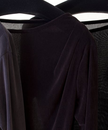cafune カフネ PASSIONE パシオーネ ROBE　ローブ  フロッキーアシンメトリートップス 535976