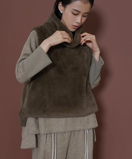 ☆タグ付き新品☆コラボ ベスト CYAN TOKYO×champdelarose ☆タグ付き