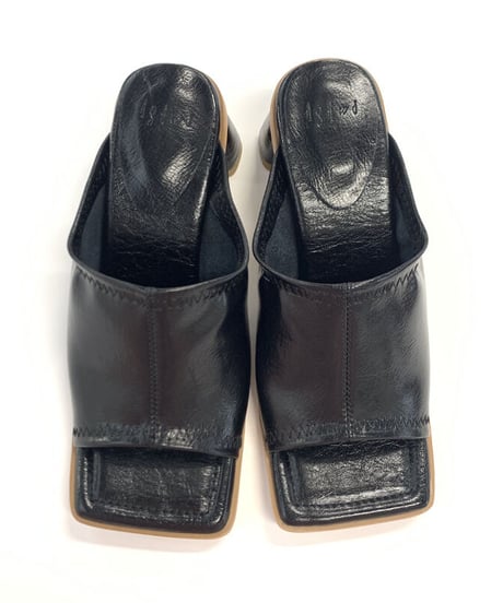 AgAwd(アガウド) 　Heel Sandal〈2201-940086〉