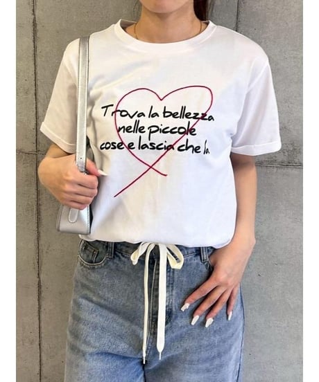 ROSIEE ロージー　R810306　ハート刺繍×手書き風ロゴプリントTシャツ