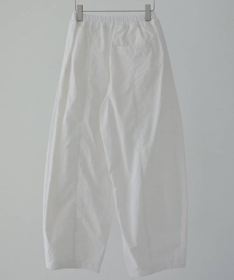 anuke アンヌーク　Volumetuck Cocoon Pants　62610720