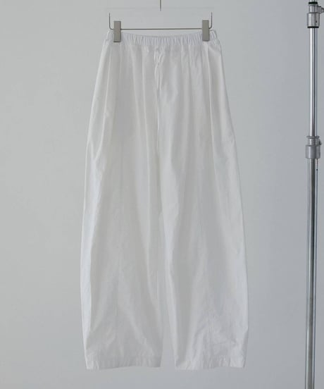 anuke アンヌーク　Volumetuck Cocoon Pants　62610720
