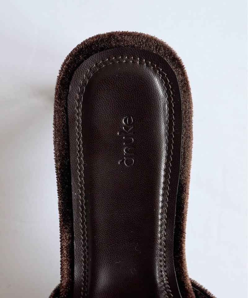 anuke アンヌーク Squaretoe Velour Mule 62611027 | De