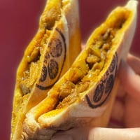 Curry Morgan（カリー・モーガン）かぐわす 秀抜 カレーのパン  ５個セット